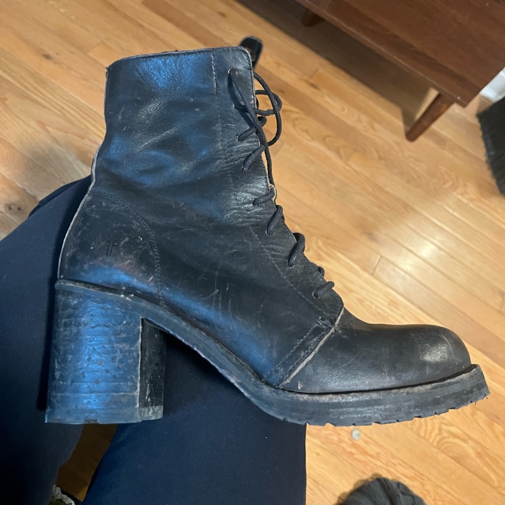 Frye Karen Combat boots new size 39